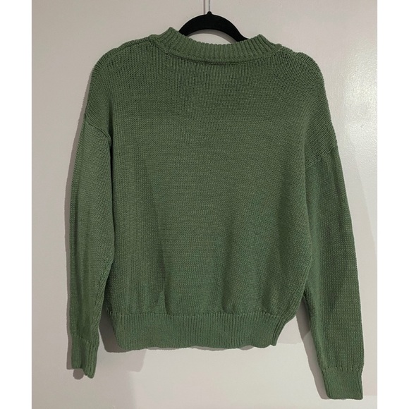 H&M Sweater - Picture 3 of 4